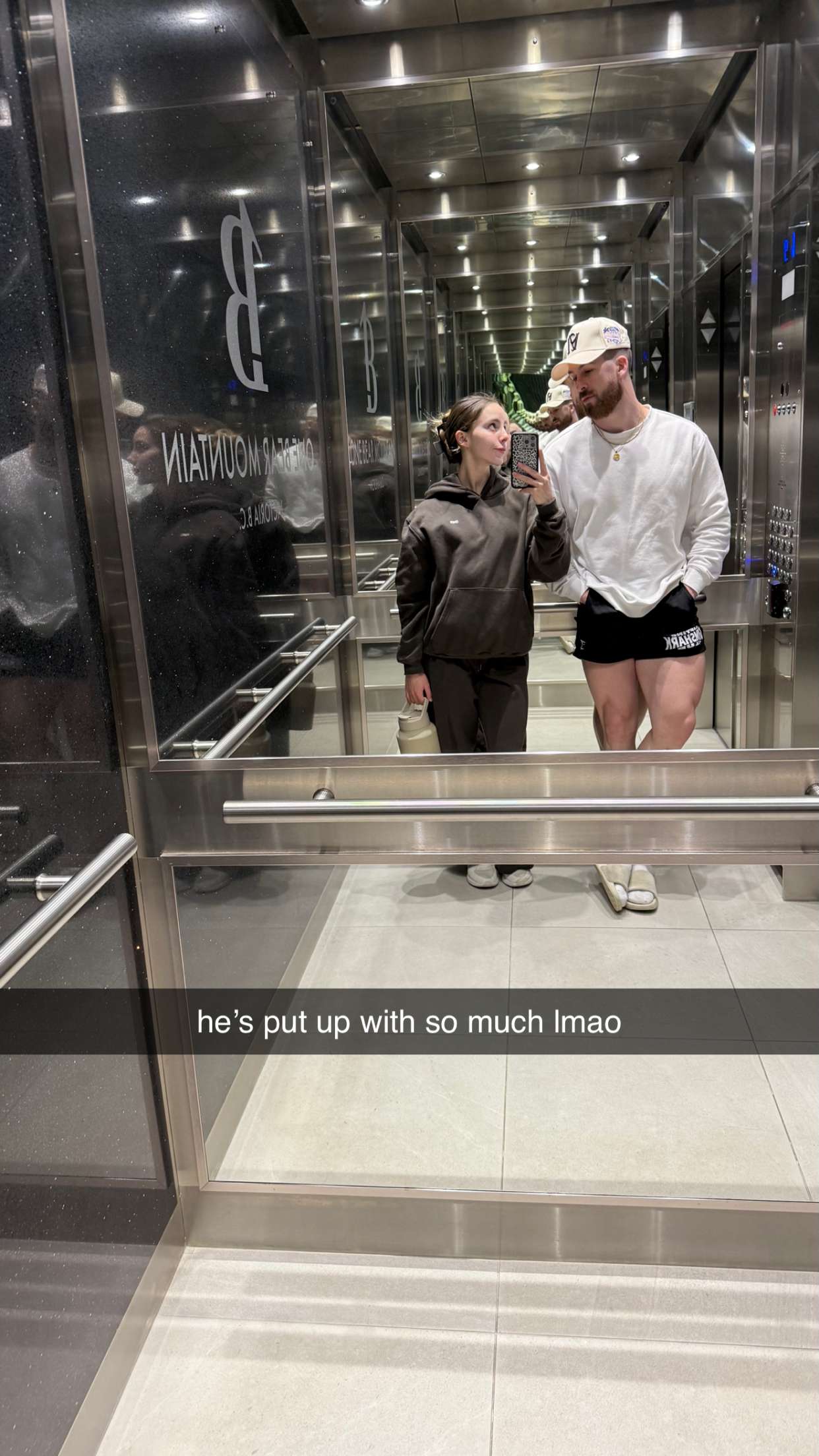 meelahrobbins snapchat image archive image