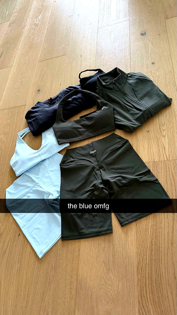 meelahrobbins image ~ Altpins