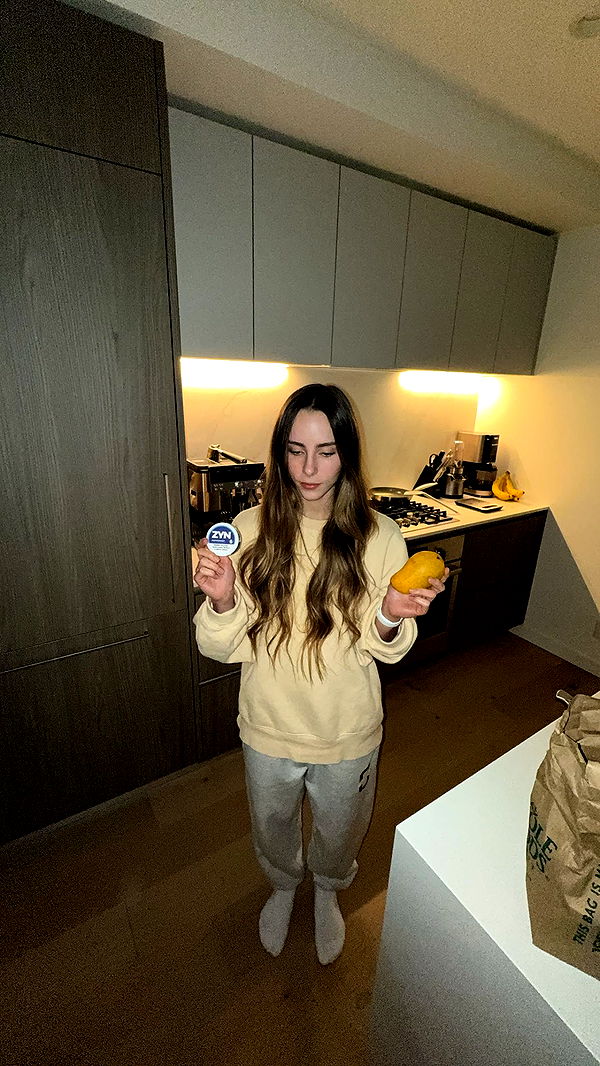 meelahrobbins image ~ Altpins