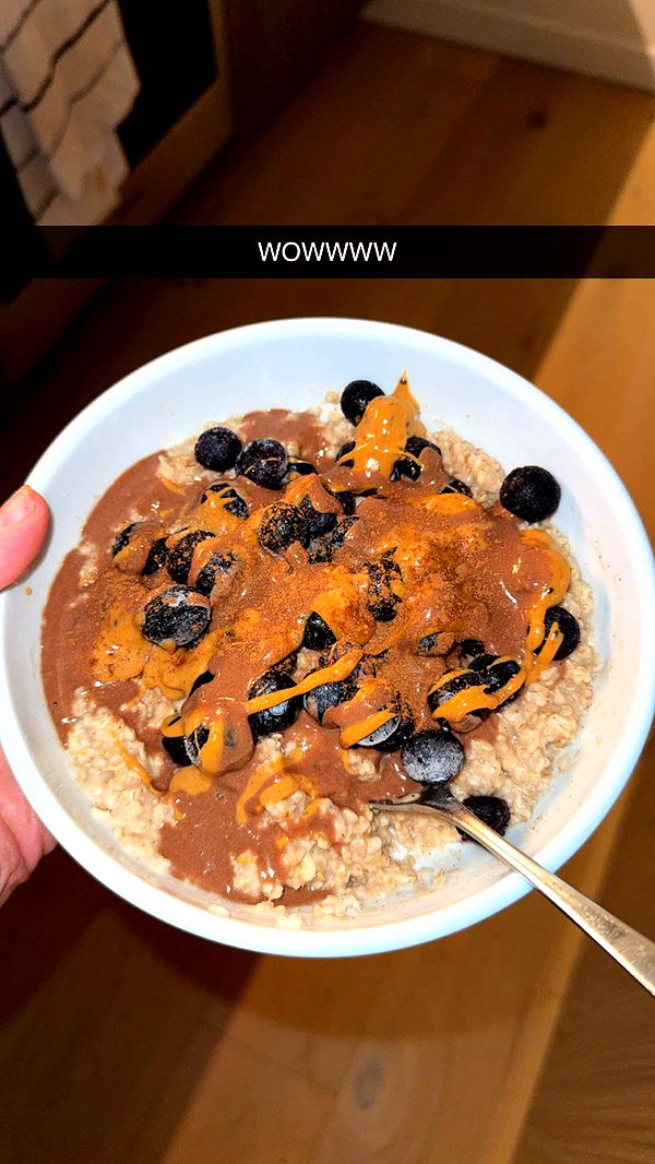 meelahrobbins image ~ Altpins