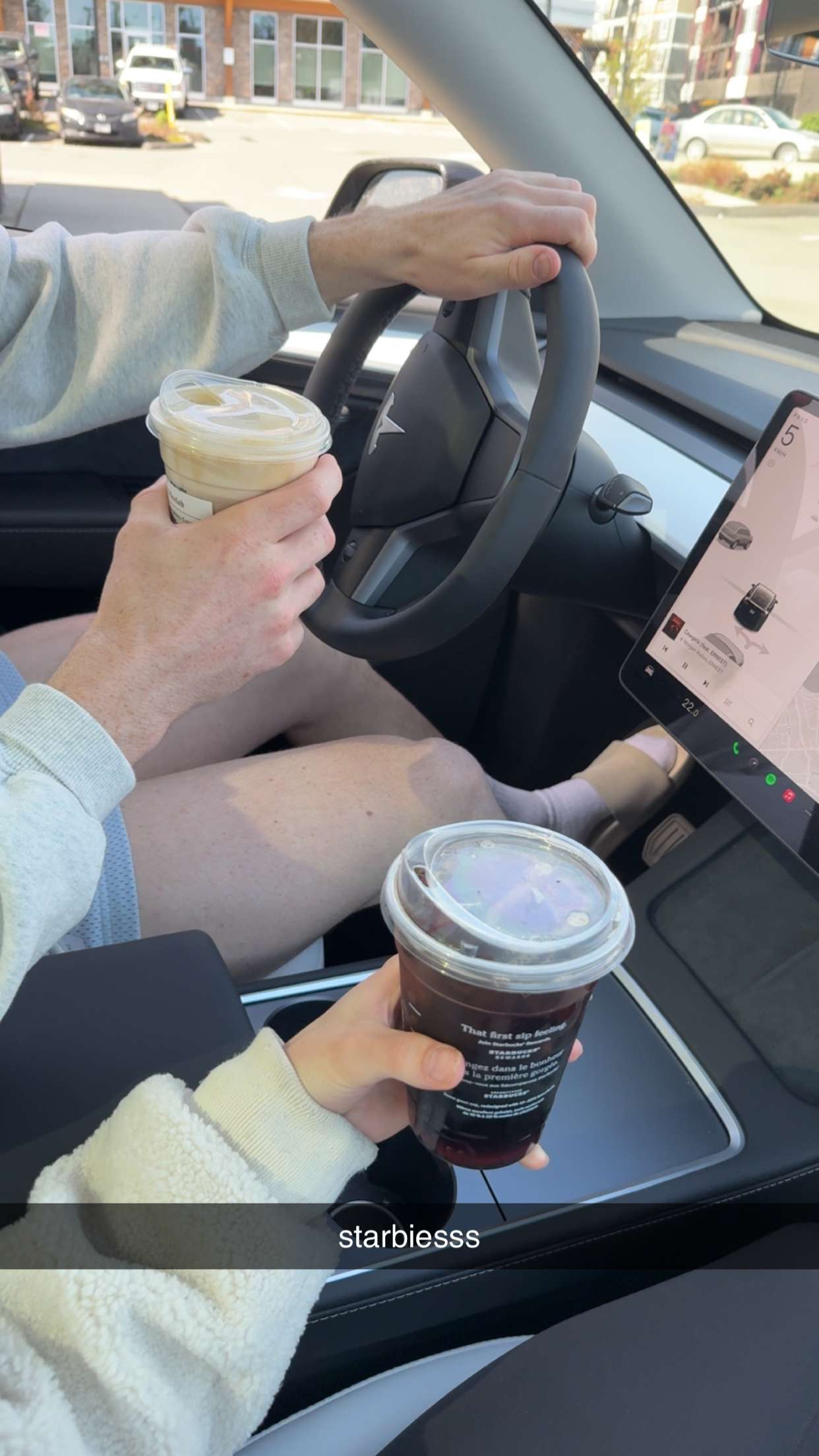 meelahrobbins snapchat image archive image