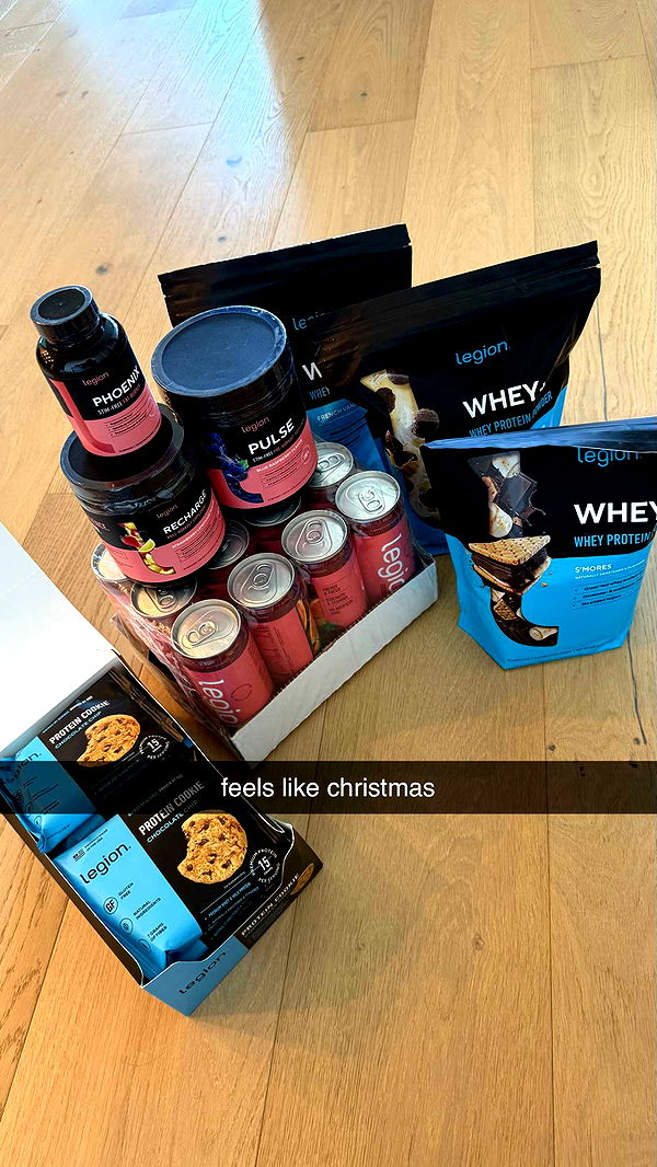 meelahrobbins image ~ Altpins