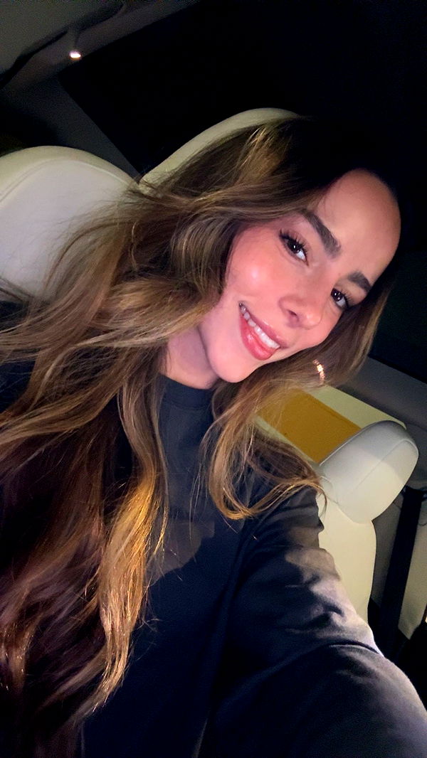 meelahrobbins image ~ Altpins