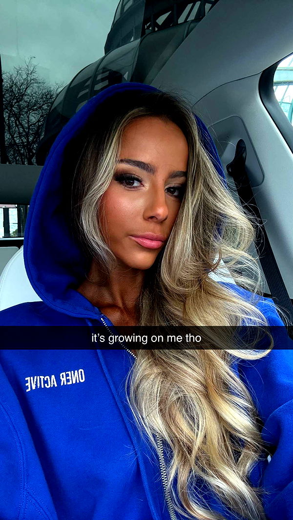 meelahrobbins image ~ Altpins