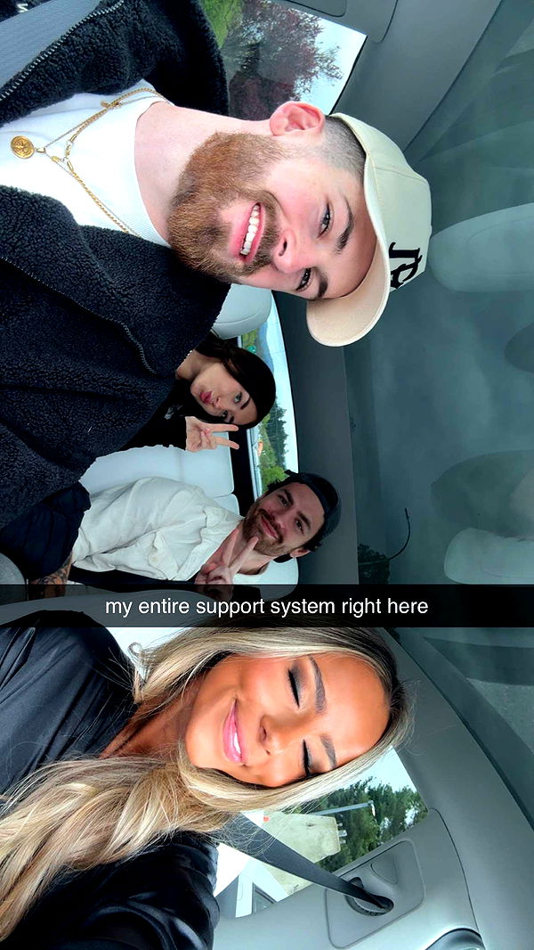 meelahrobbins image ~ Altpins