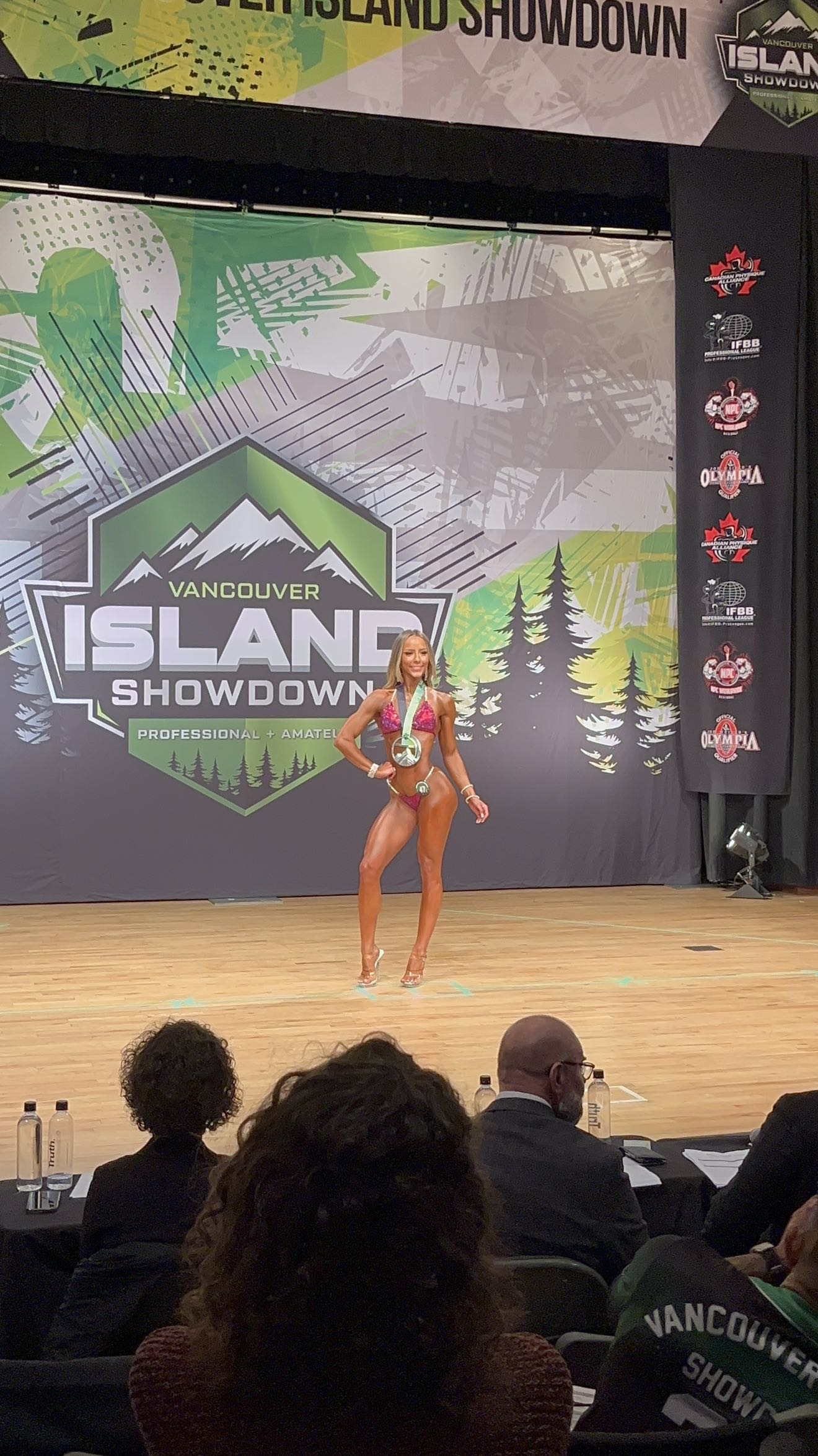 meelahrobbins snapchat image archive image