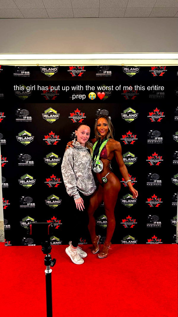 meelahrobbins image ~ Altpins