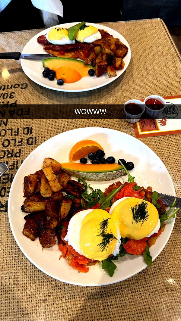 meelahrobbins image ~ Altpins