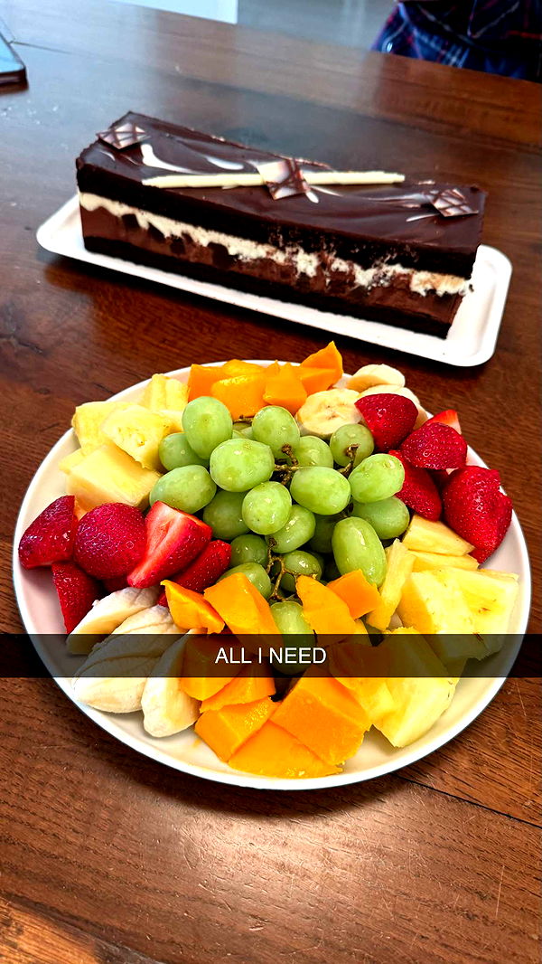 meelahrobbins image ~ Altpins