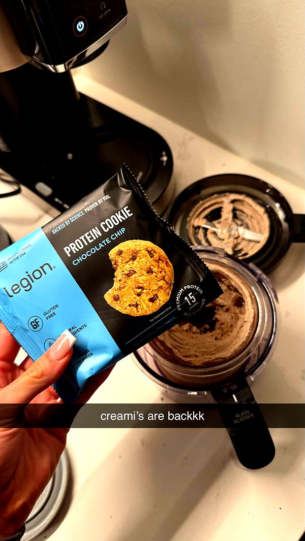 meelahrobbins image ~ Altpins