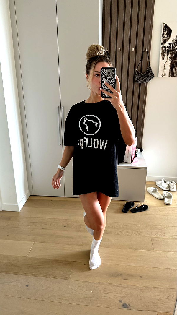 meelahrobbins image ~ Altpins