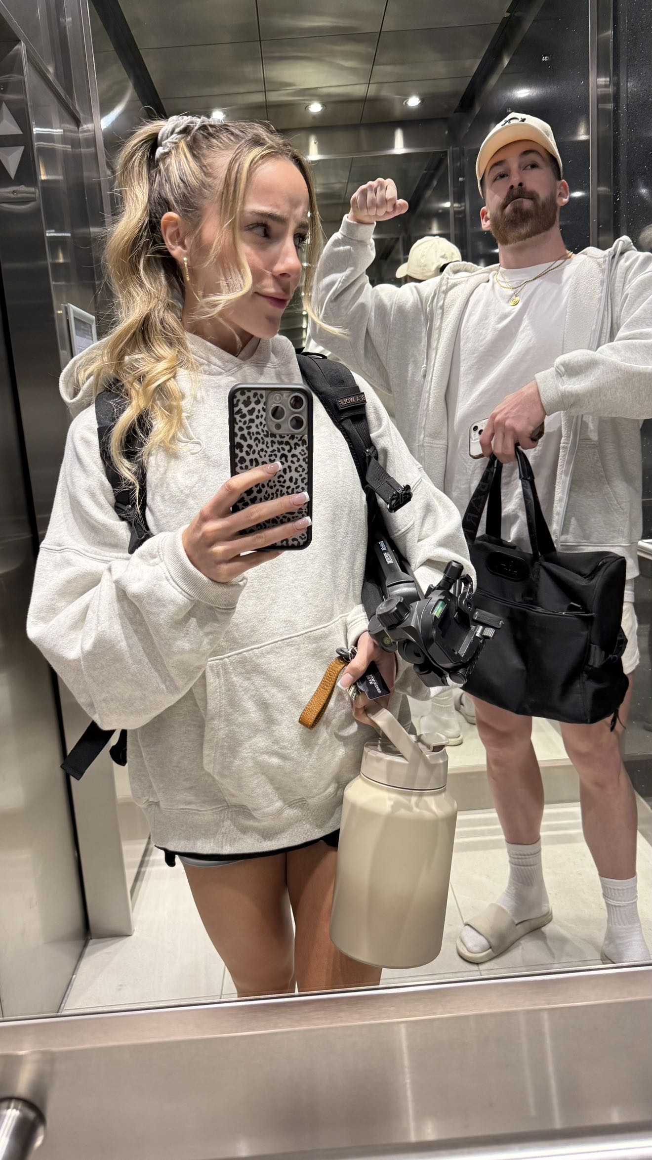 meelahrobbins snapchat image archive image