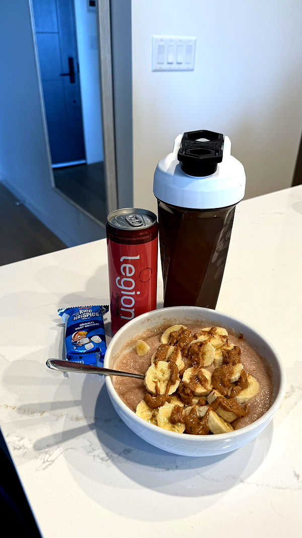 meelahrobbins image ~ Altpins