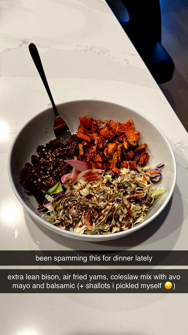 meelahrobbins image ~ Altpins