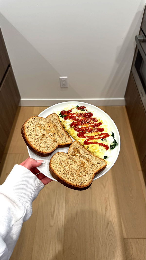 meelahrobbins image ~ Altpins