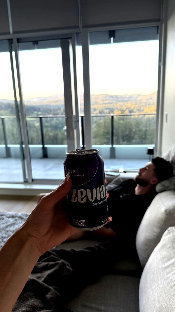 meelahrobbins image ~ Altpins