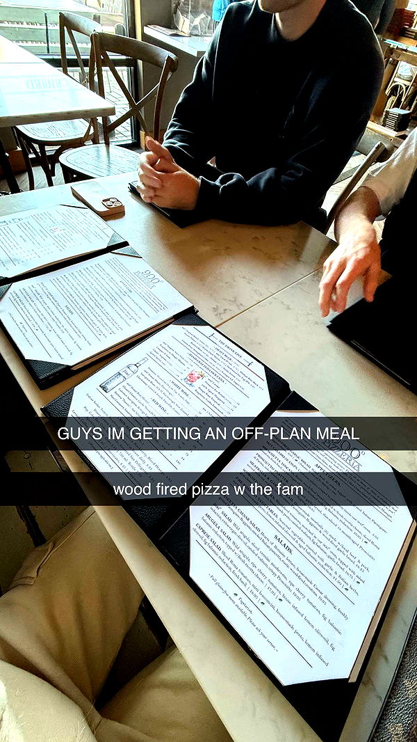 meelahrobbins image ~ Altpins