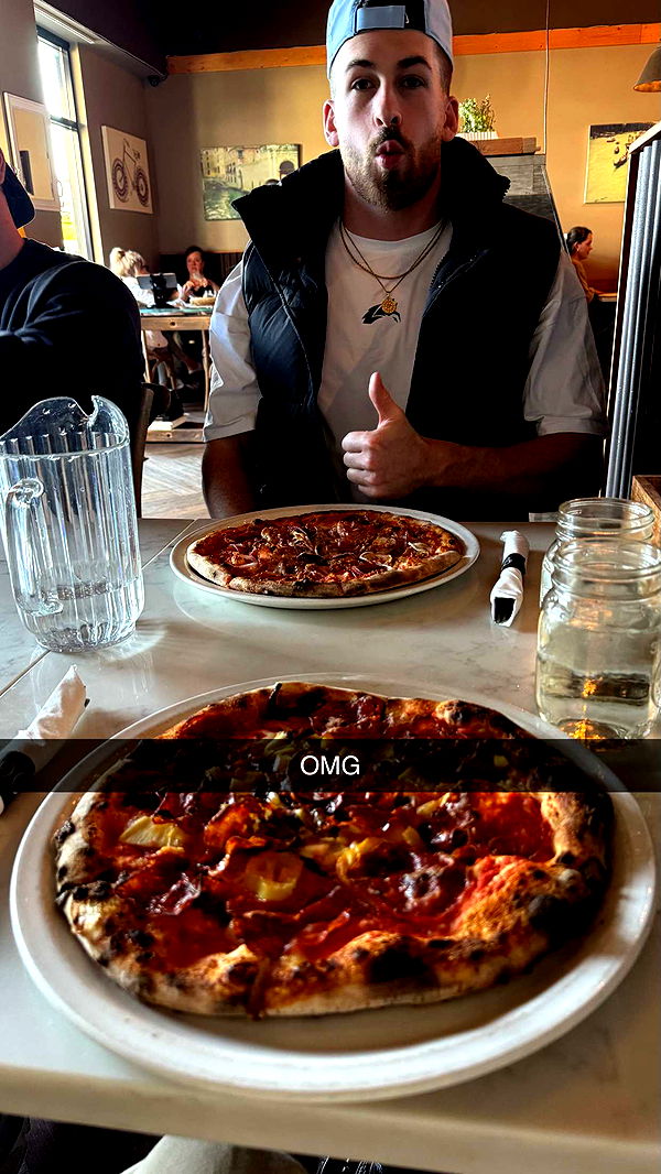 meelahrobbins image ~ Altpins