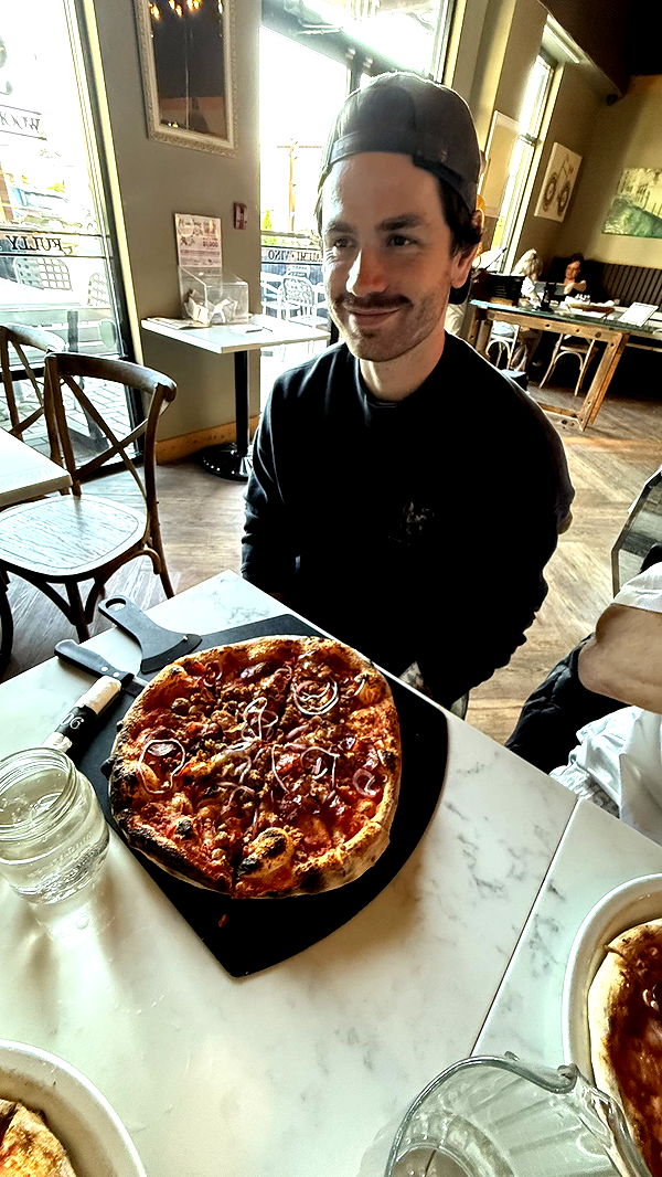 meelahrobbins image ~ Altpins