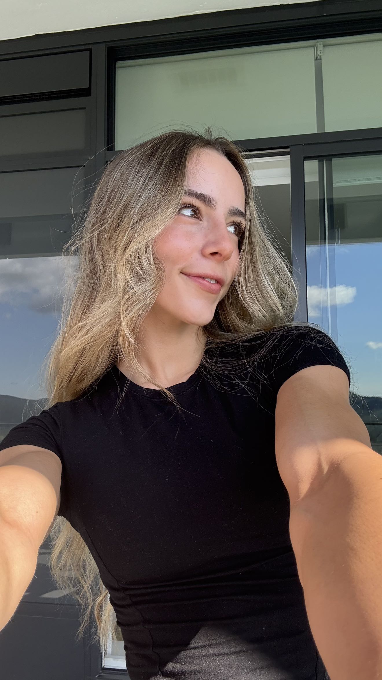 meelahrobbins snapchat image archive image