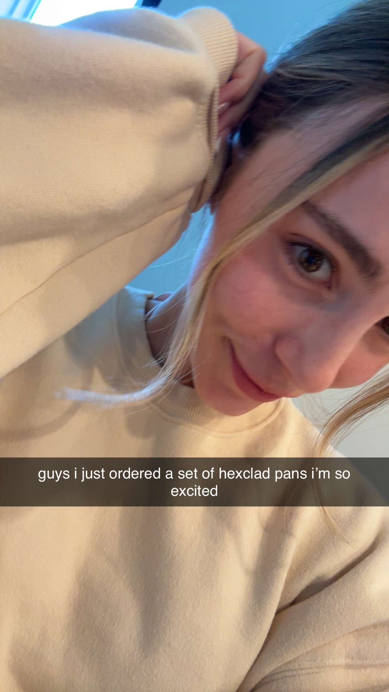 meelahrobbins snapchat image archive image