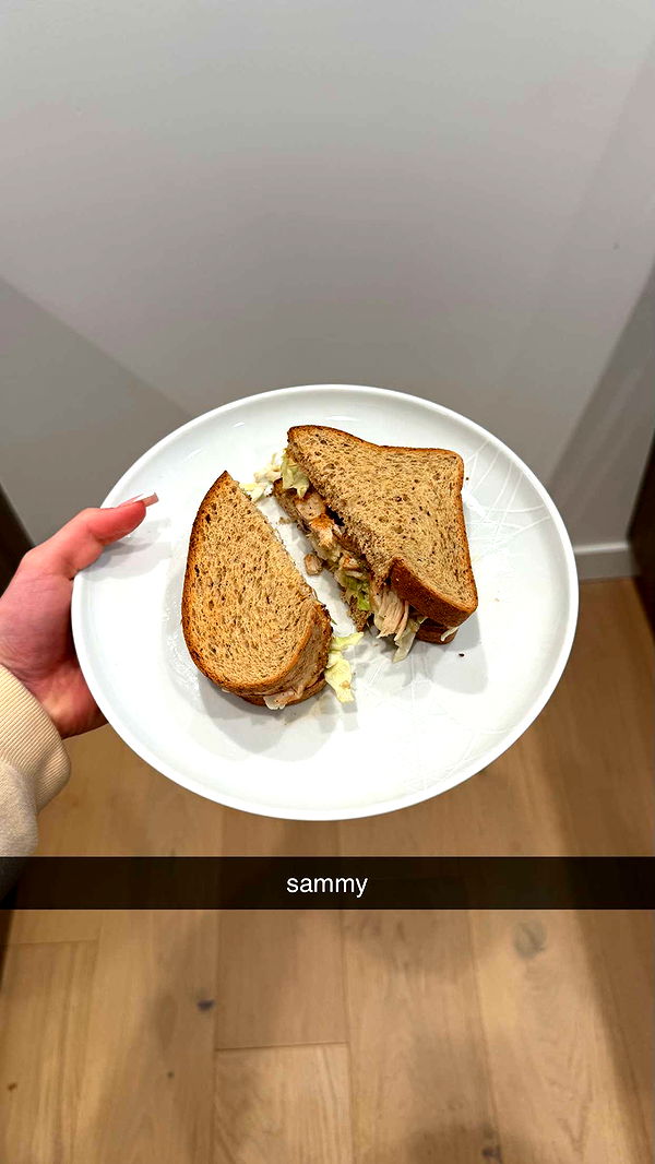 meelahrobbins image ~ Altpins