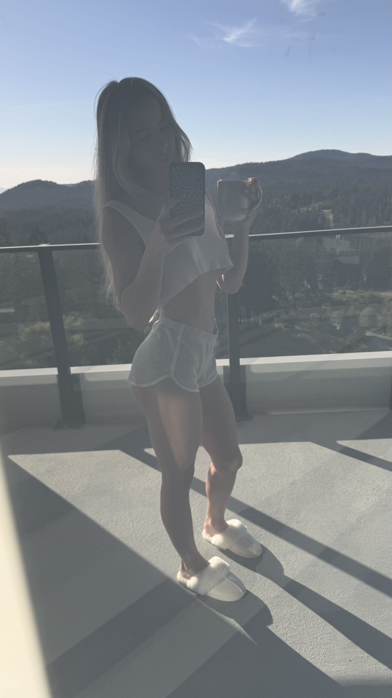 meelahrobbins snapchat image archive image