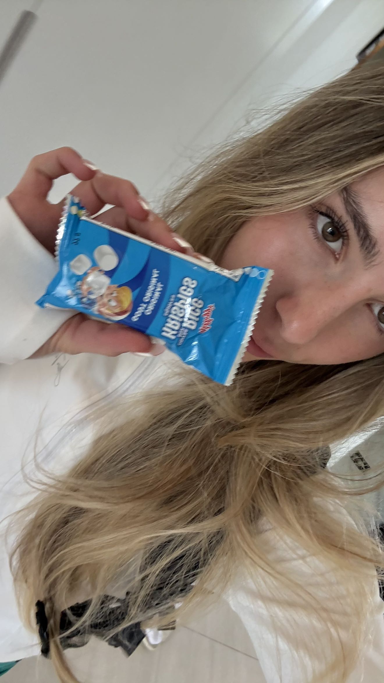 meelahrobbins snapchat image archive image