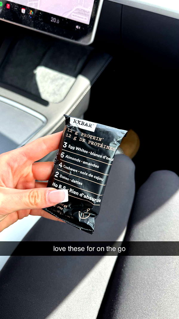 meelahrobbins image ~ Altpins