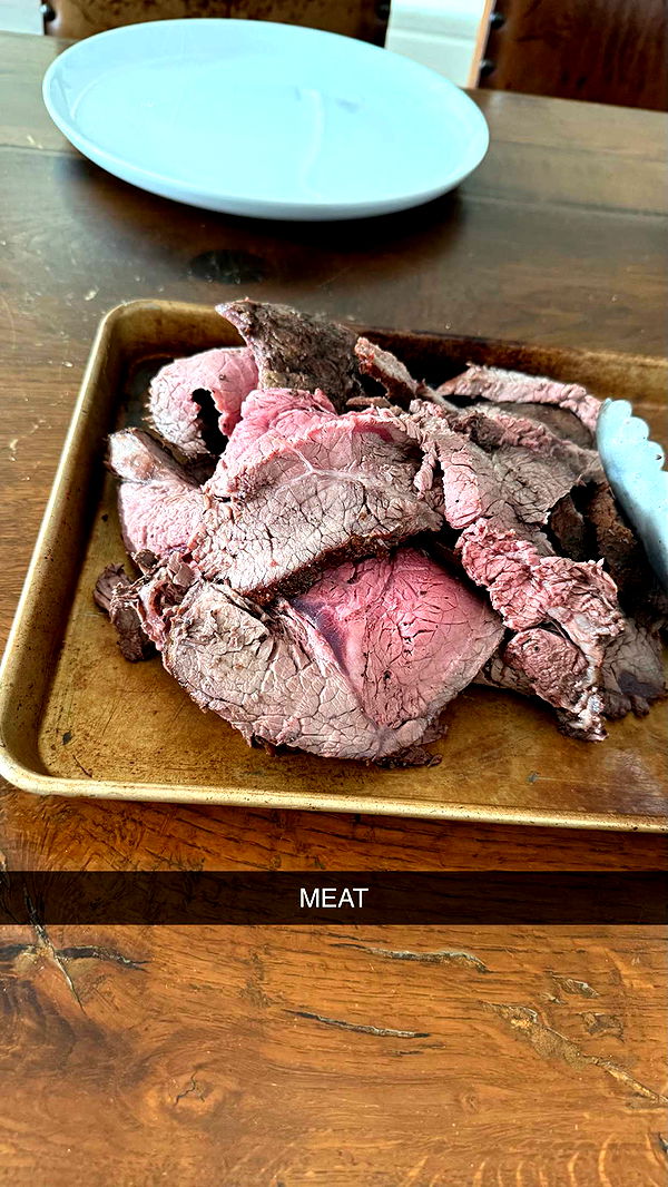 meelahrobbins image ~ Altpins