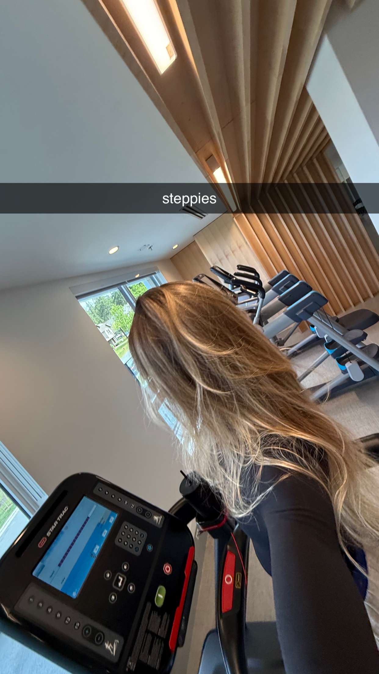 meelahrobbins snapchat image archive image