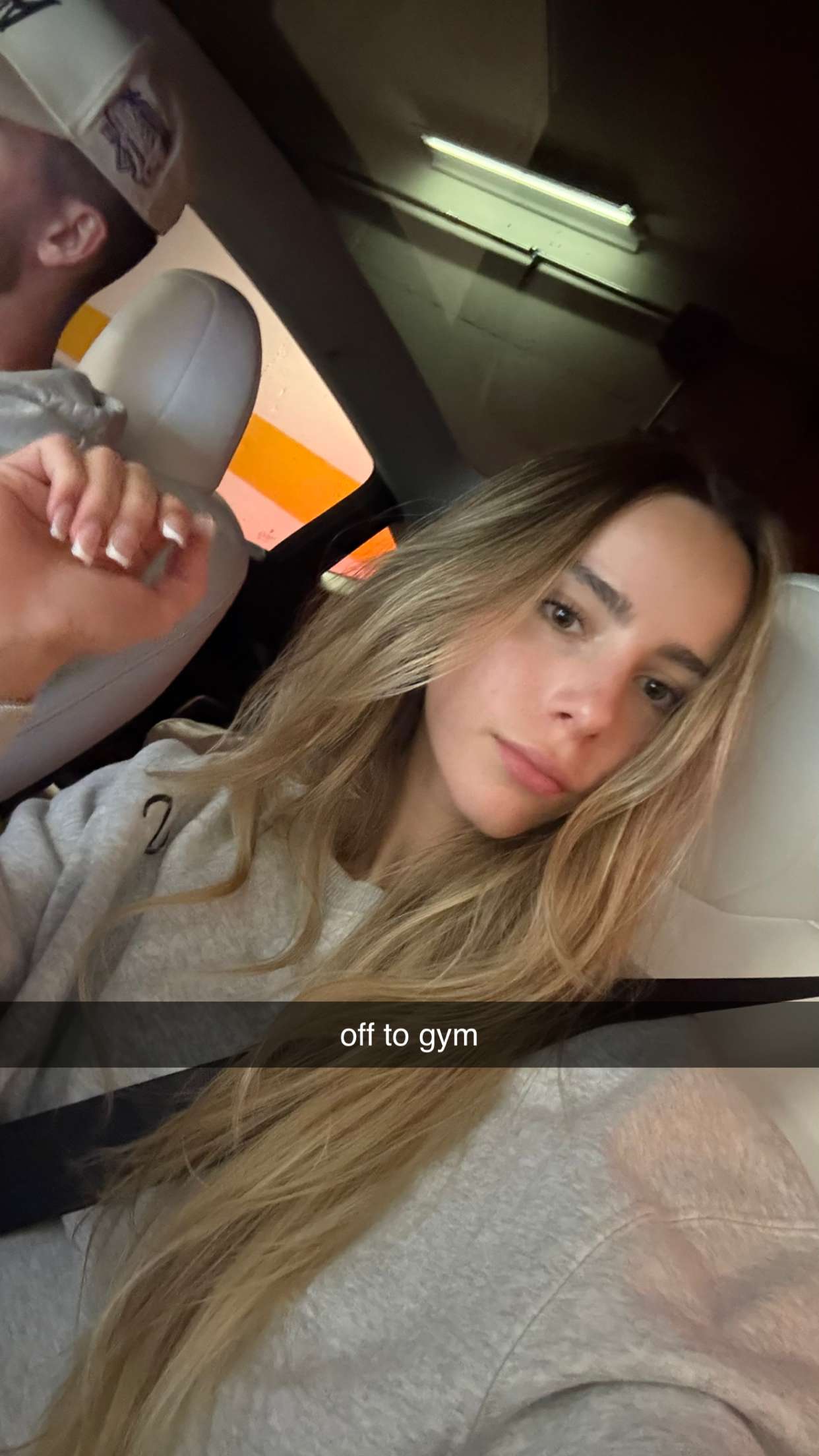 meelahrobbins snapchat image archive image
