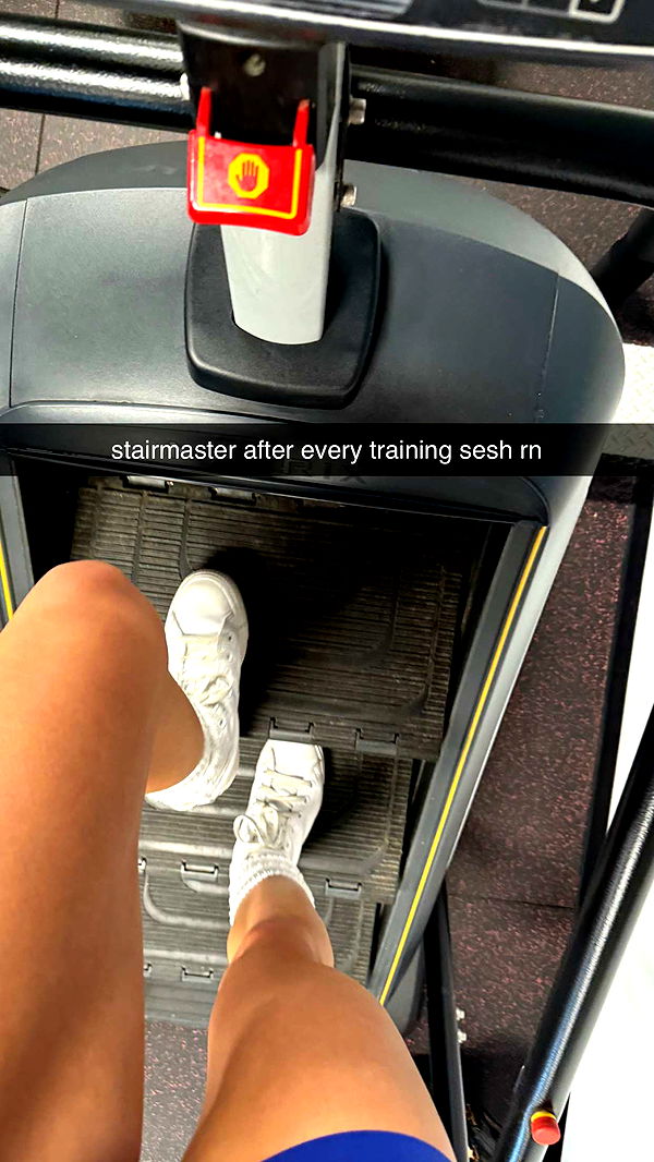 meelahrobbins image ~ Altpins