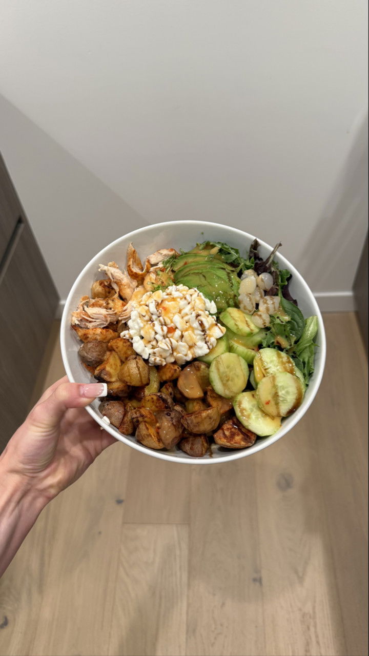 meelahrobbins snapchat image archive image