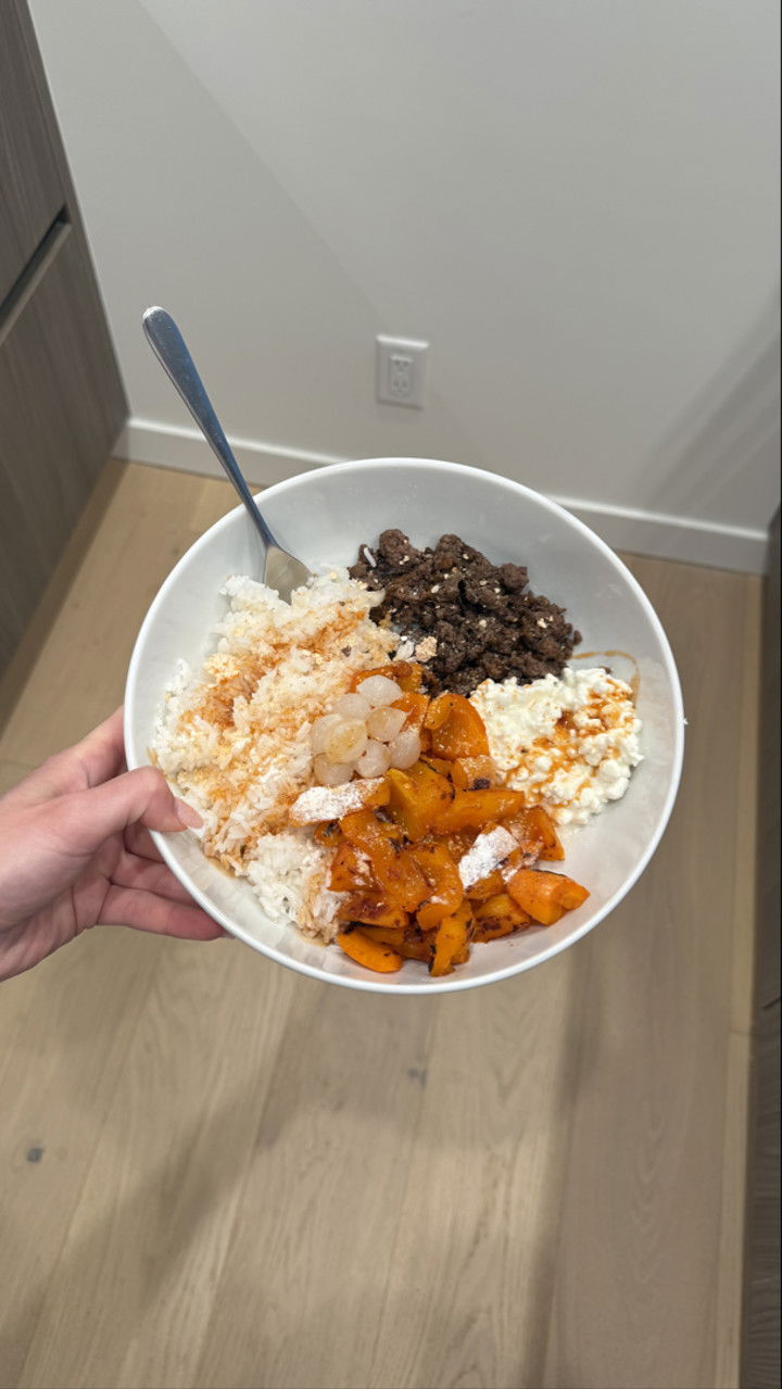 meelahrobbins snapchat image archive image