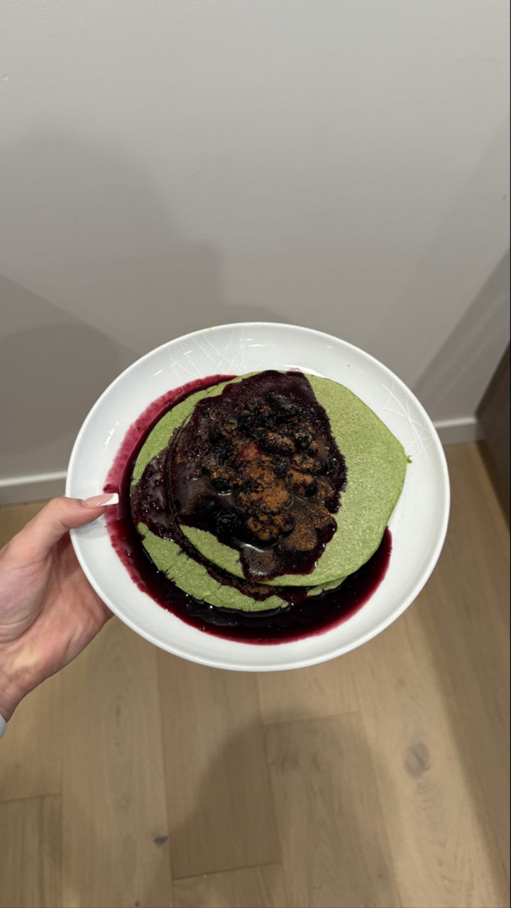 meelahrobbins snapchat image archive image