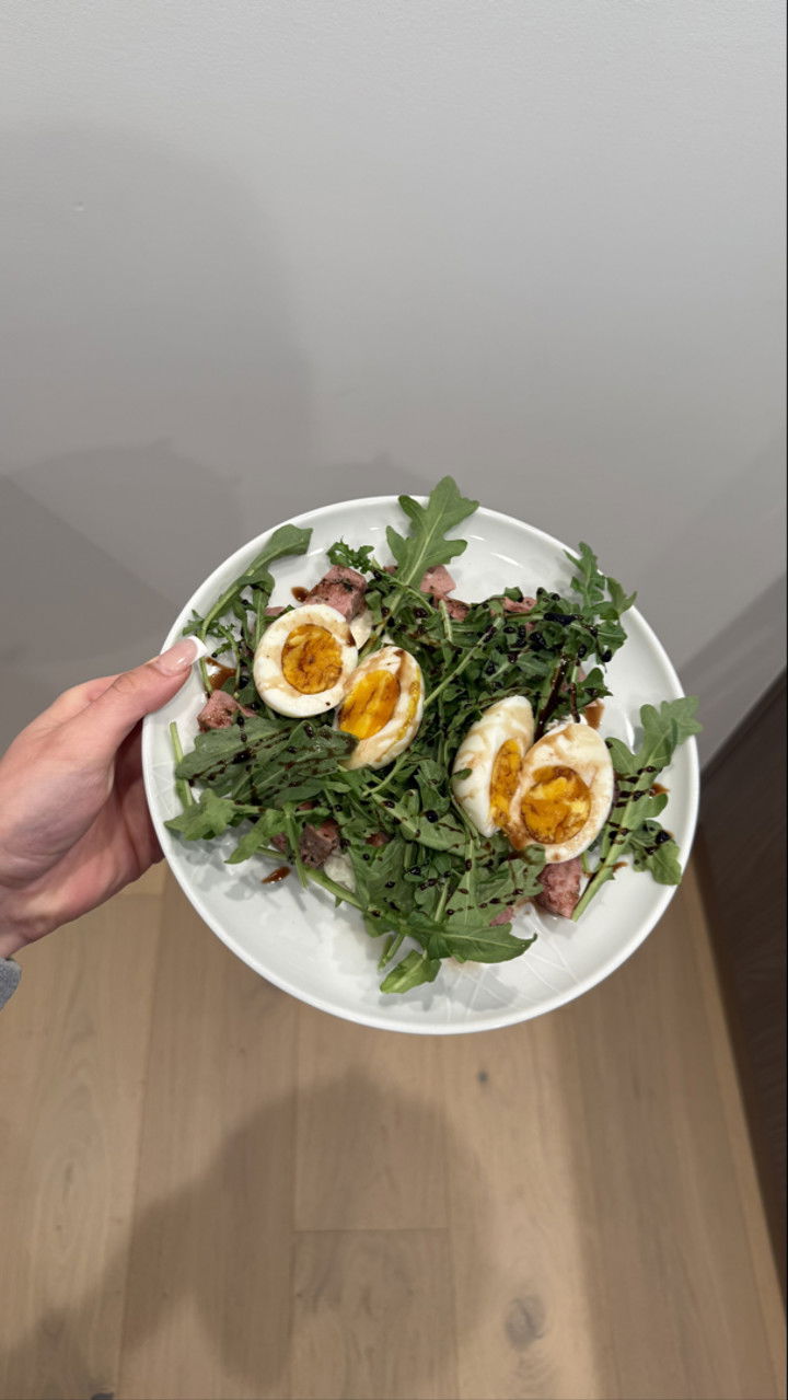 meelahrobbins snapchat image archive image