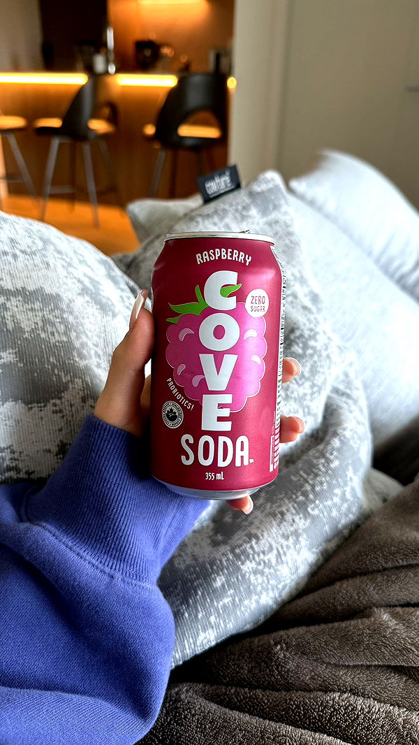 meelahrobbins image ~ Altpins