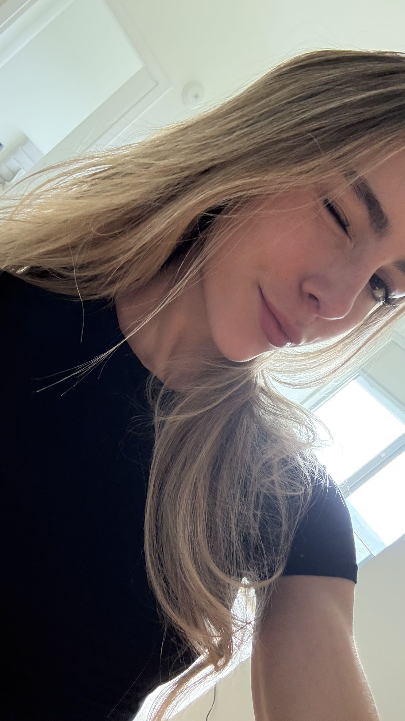 meelahrobbins snapchat image archive image