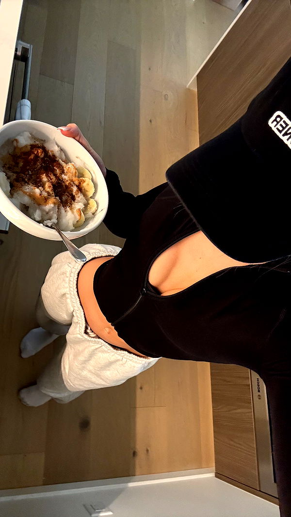 meelahrobbins image ~ Altpins