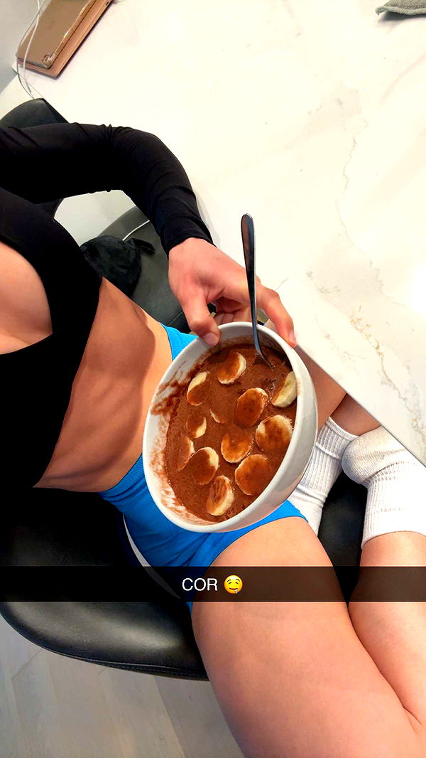 meelahrobbins image ~ Altpins