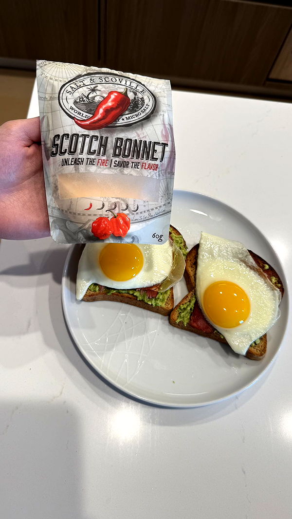 meelahrobbins image ~ Altpins