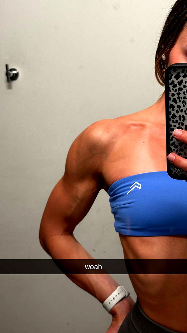 meelahrobbins image ~ Altpins