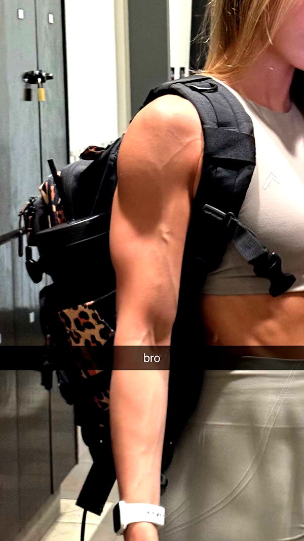 meelahrobbins image ~ Altpins