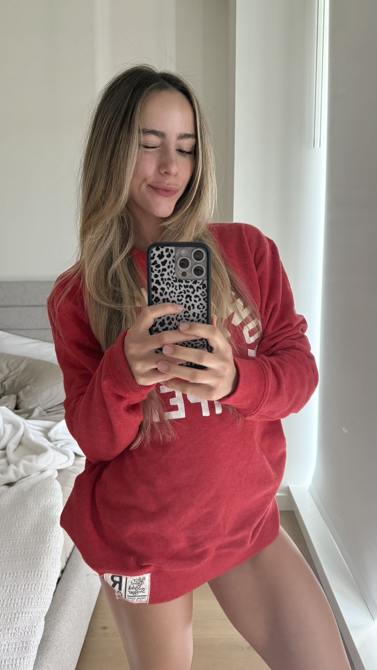 meelahrobbins snapchat image archive image