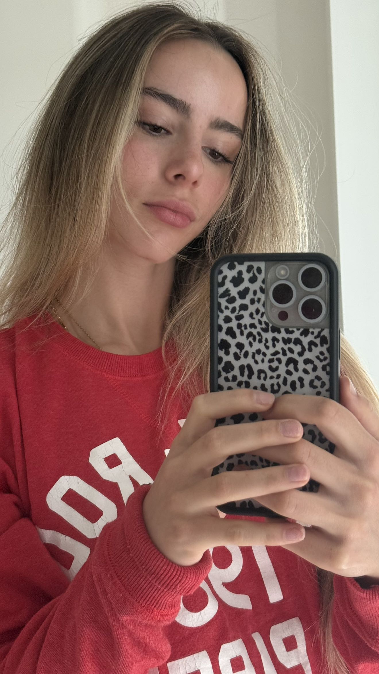 meelahrobbins snapchat image archive image