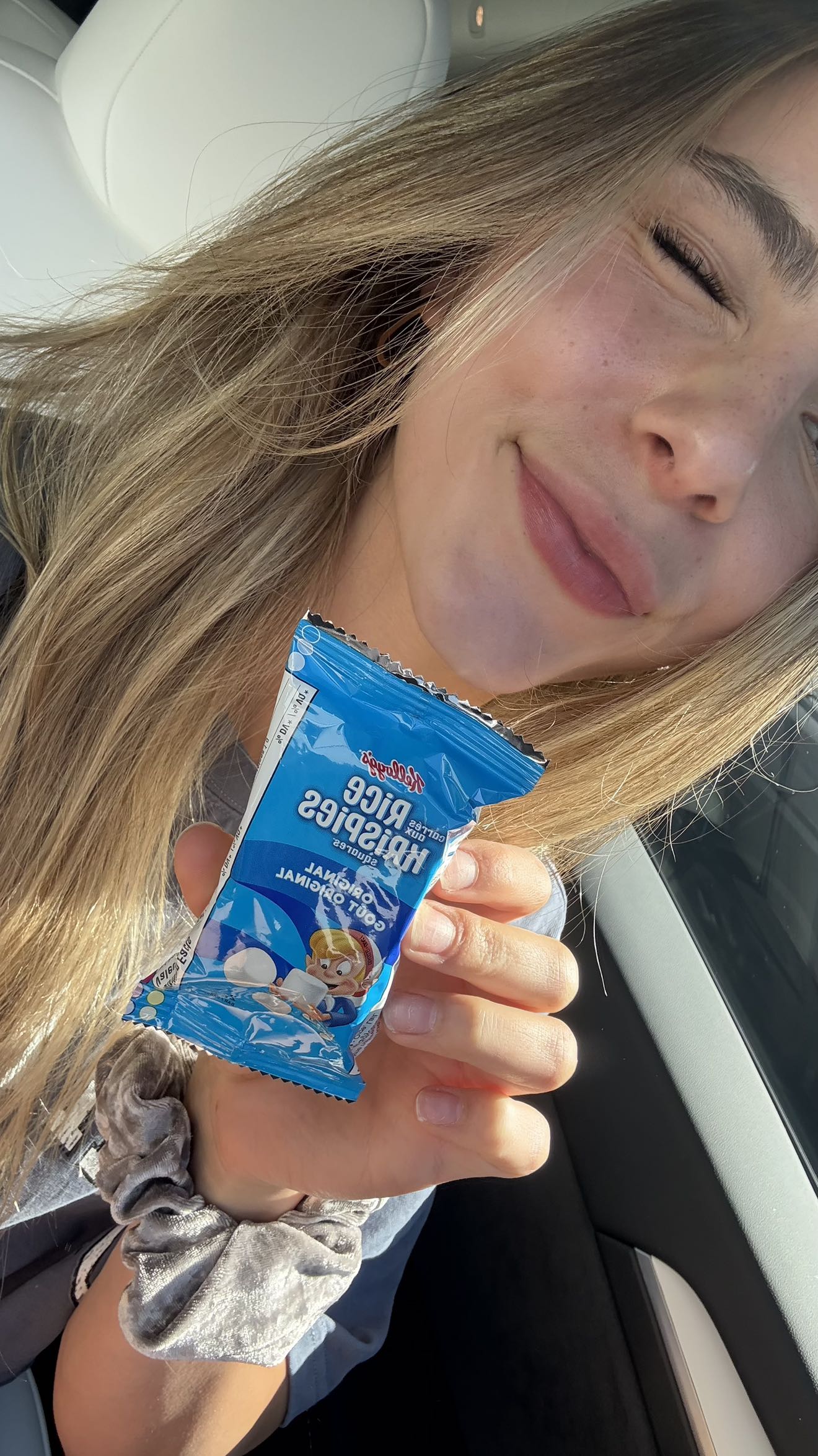 meelahrobbins snapchat image archive image