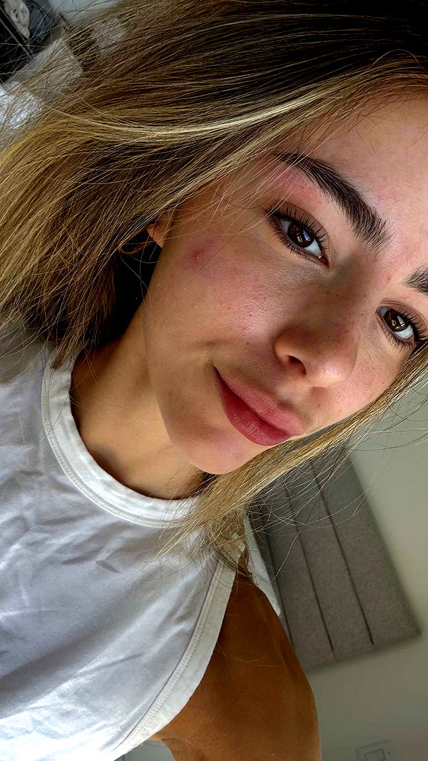 meelahrobbins image ~ Altpins