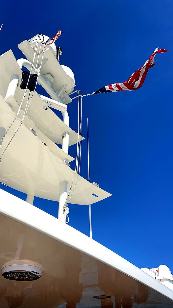 meelahrobbins image ~ Altpins