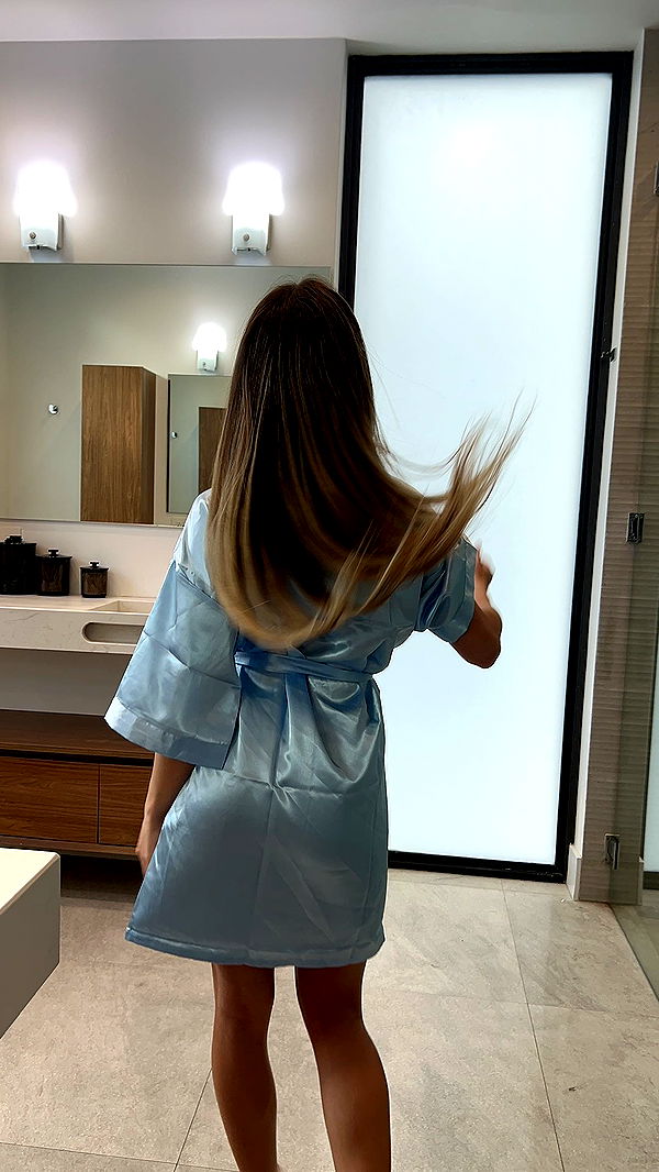 meelahrobbins image ~ Altpins